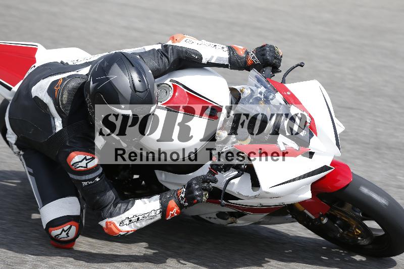 /Archiv-2024/29 12.06.2024 MOTO.CH Track Day ADR/Gruppe rot/114